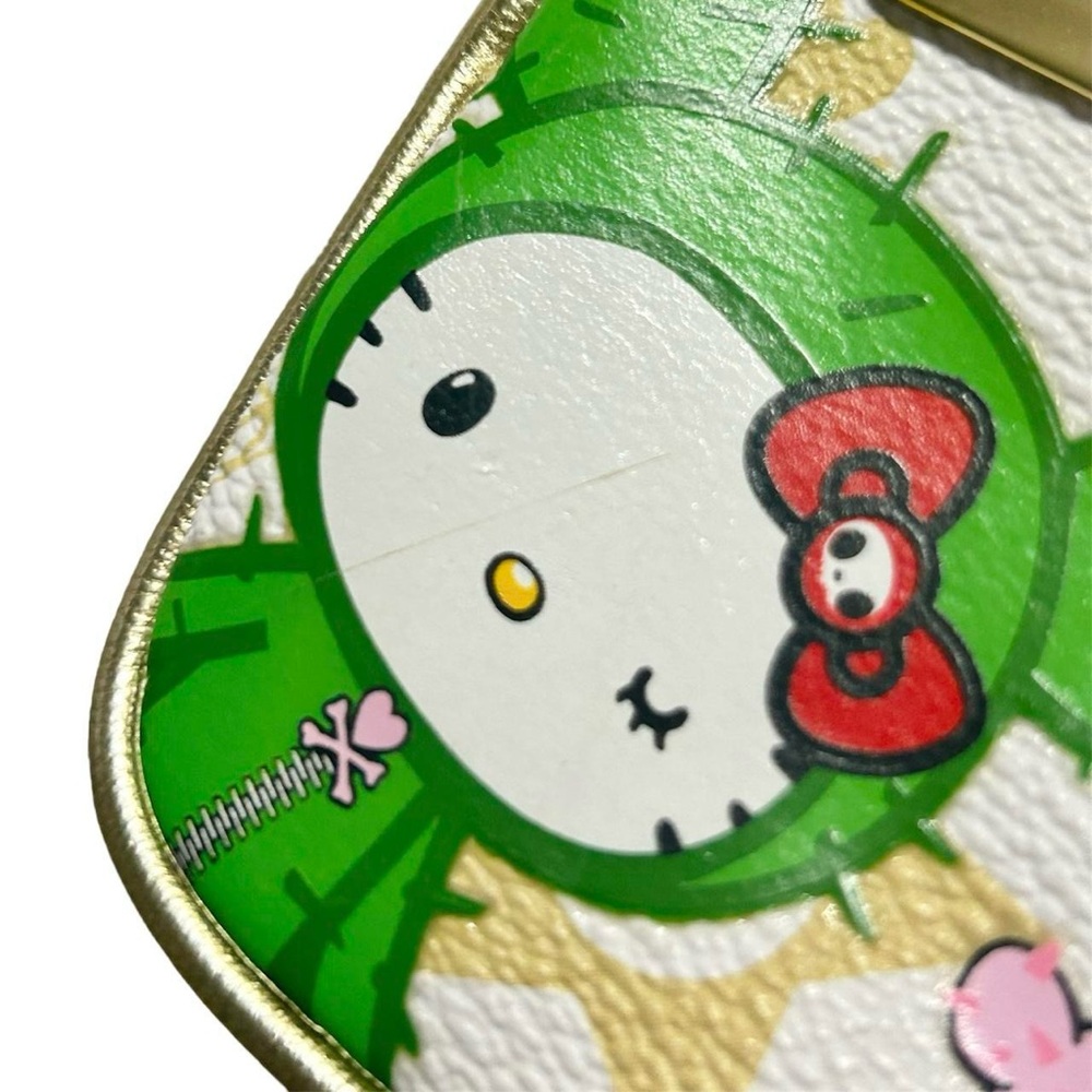 Tokidoki x Hello Kitty Pouch - Picture 2 of 4